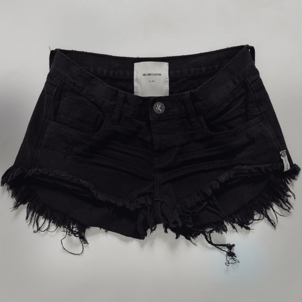 One Teaspoon Black Oak Bonitas Low Waist Short